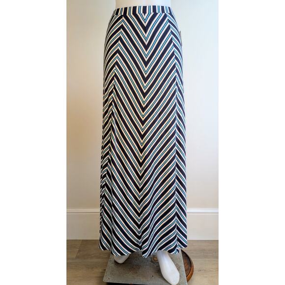 Falls Creek Maxi Skirt Small Chevron Striped Blue White Jersey Knit Boho NEW - Picture 2 of 9